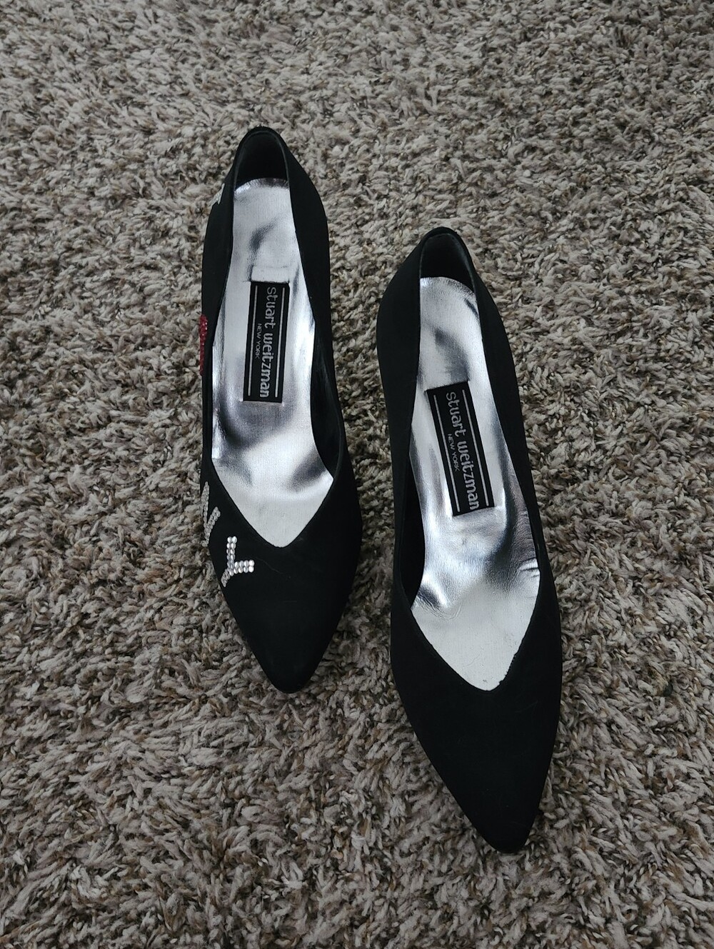 Stuart Weitzman Black Pointed-Toe Pumps with Pink Heart and Crystal 'I ❤️ NY' - Picture 2 of 9
